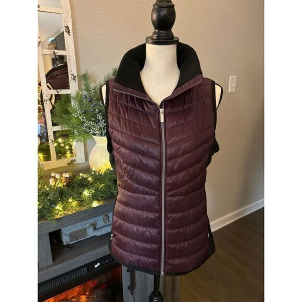 Calvin Klein women's vest‎ size small petite purple puffer